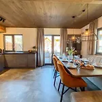 Chalet Mirnockblick *