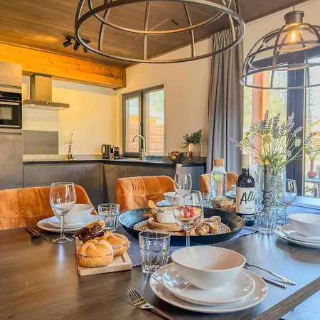 Chalet Mirnockblick